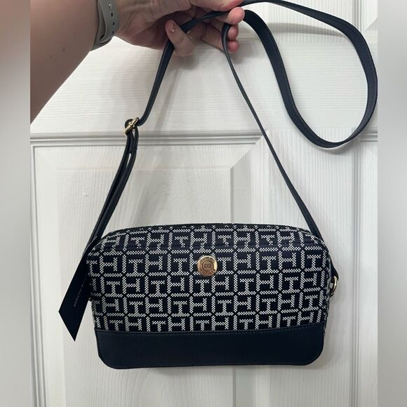 Tommy Hilfiger Black and White Crossbody Bag - Picture 1 of 3